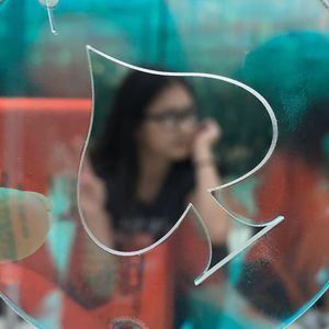 Meet your Posher, Chloe